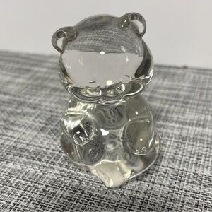 Vintage Fenton Crystal Glass Bear Figurine Paperweight USA